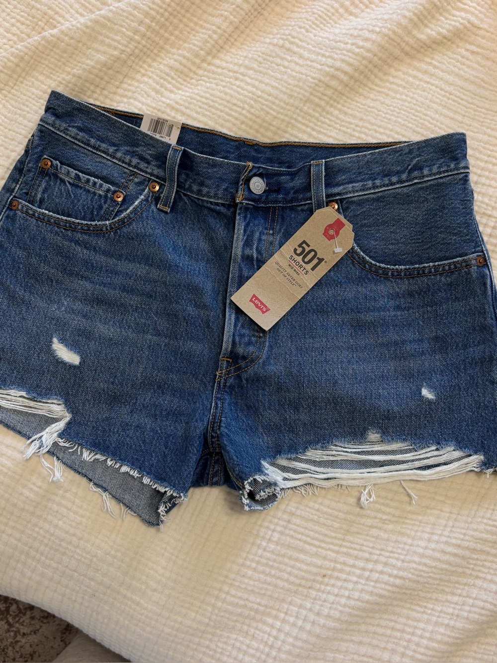 Levi’s Premium 501 Mid Rise sz 31 Women’s Denim Jean button fly Shorts